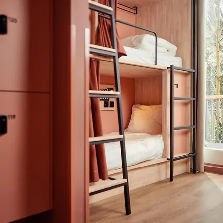 The Elephant Hostel Amsterdam Exterior photo